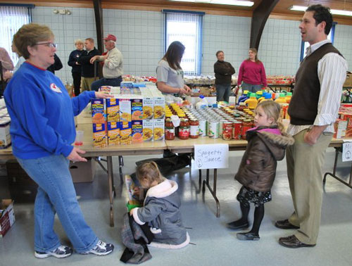 Christmas basket outreach in Blissfield, Mich.